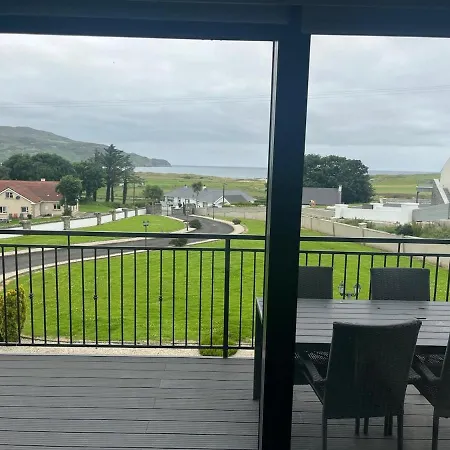 度假居 Ocean Breeze 邓法纳希